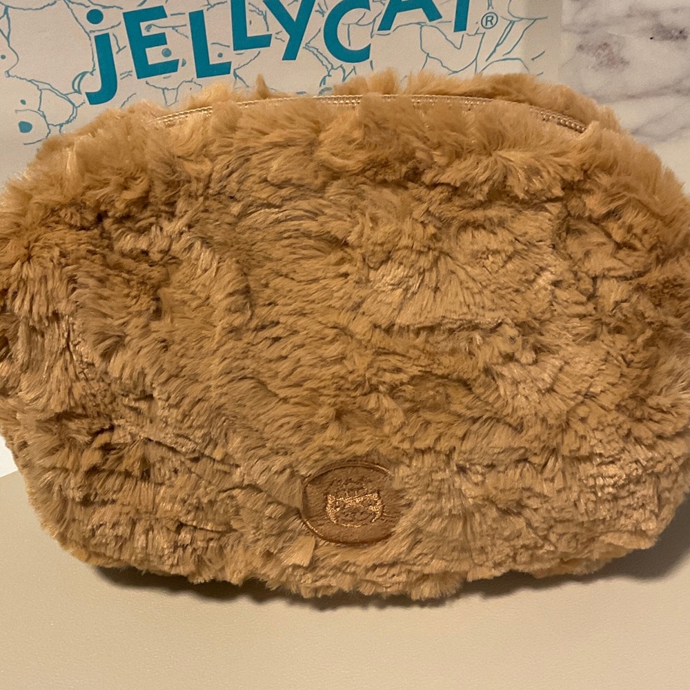 HJ3- Jellycat Batholomew Bear Pouch - Picture 3 of 3